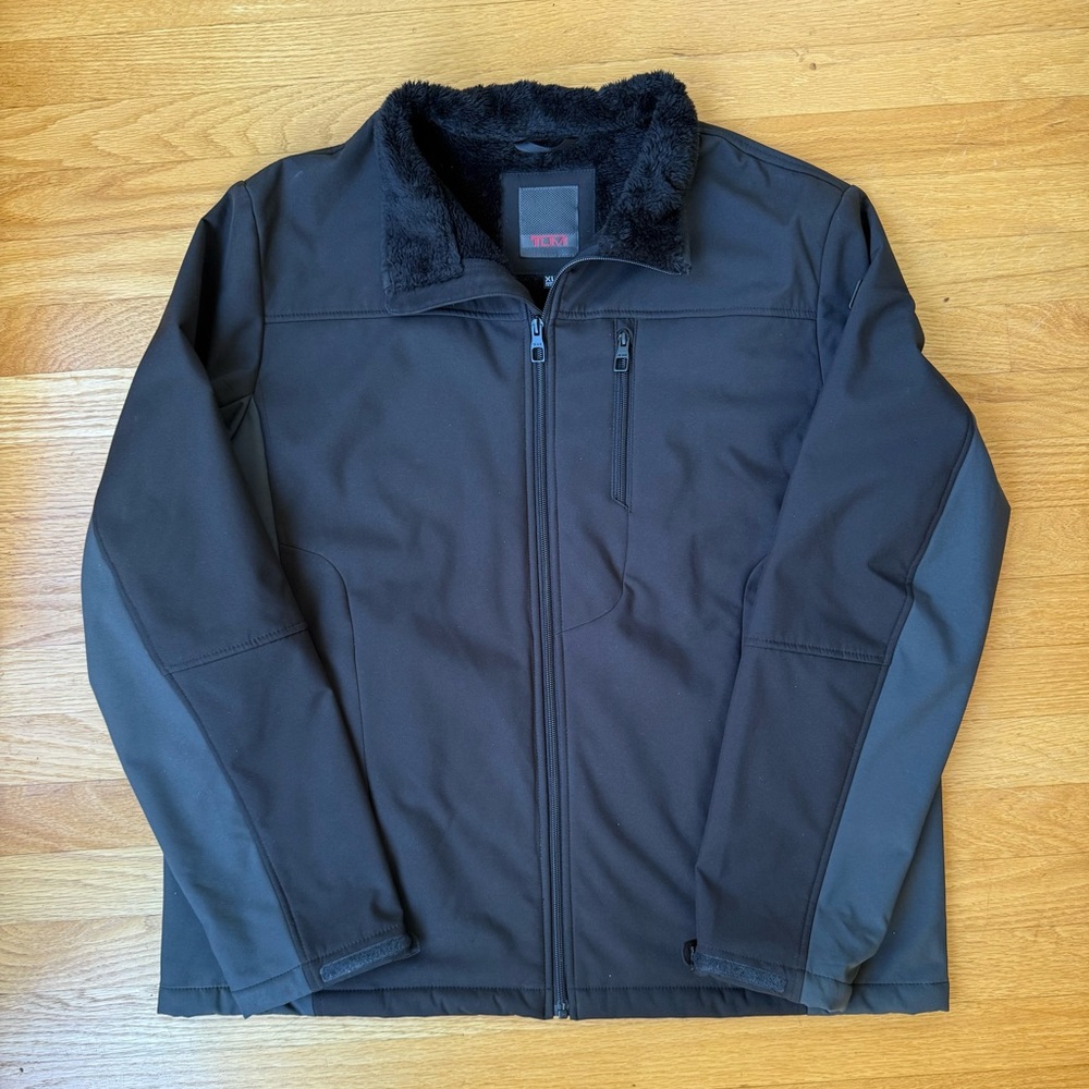 Tumi Soft Shell Faux Fur Lined Black/Gray Jacket XL